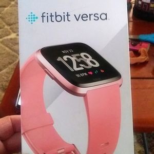 Fitbit versa rose gold edition